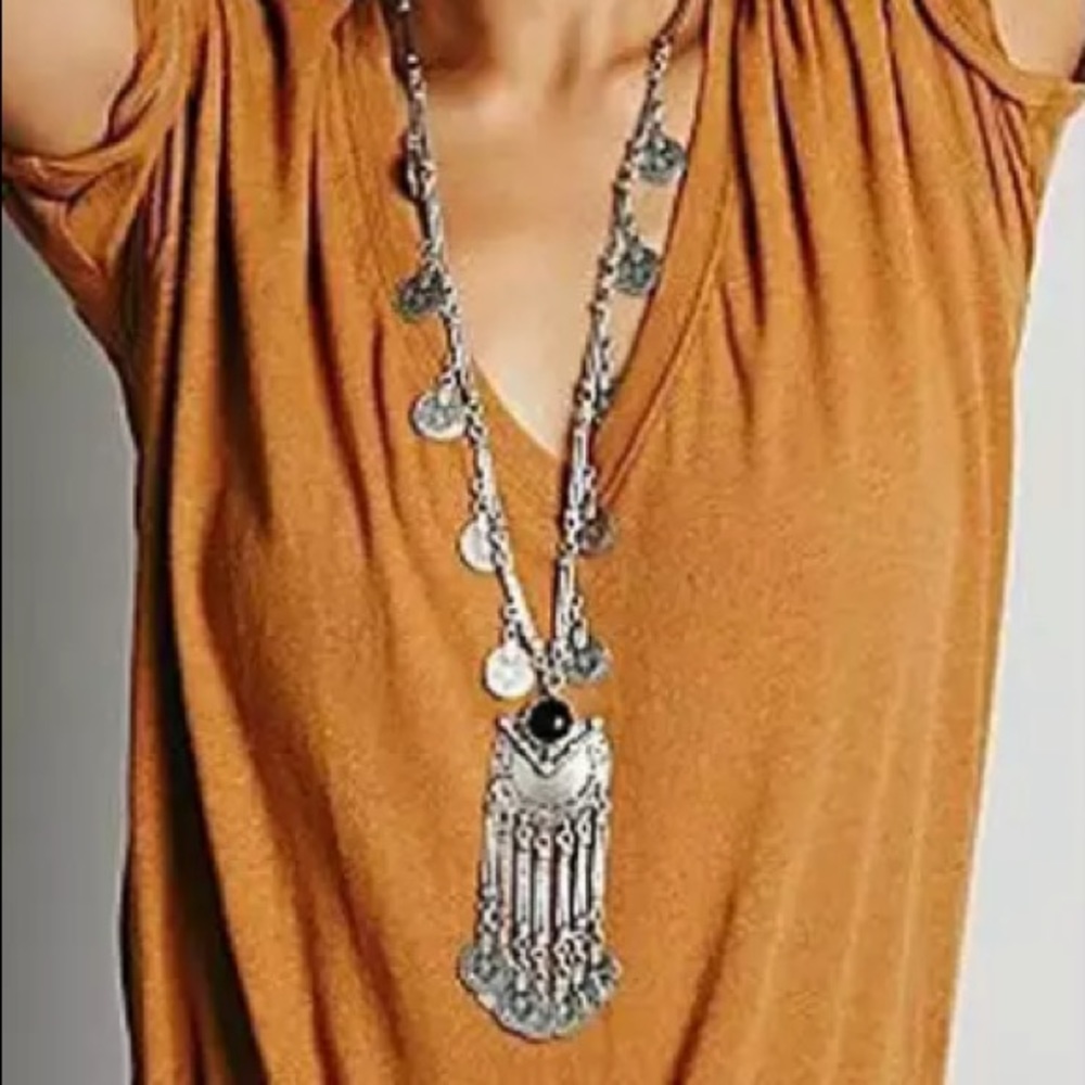 Boho Vintage Style Silver Tone Coin Necklace
